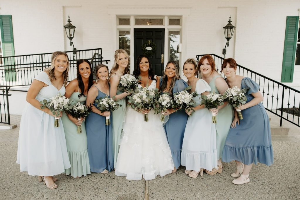 How Many Bridesmaids Should You Have? A Simple Guide