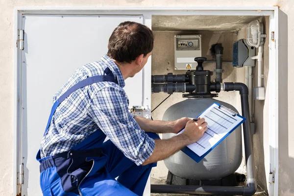 Understanding the Role of a Pressure Tank in Water Systems