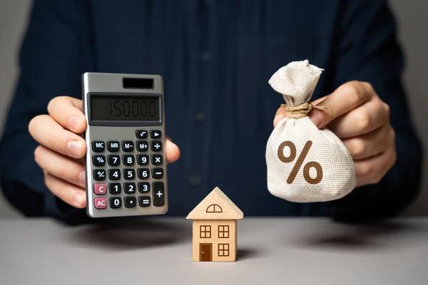 How Business Appraisal Services Determine Your Company's Worth